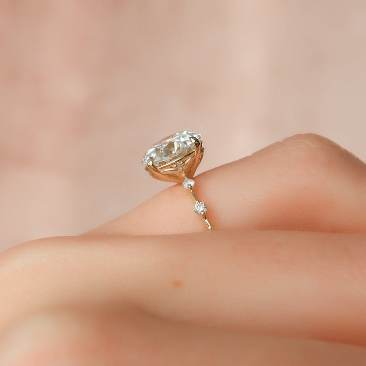 1.50 - 3.50 CT Round Cut CVD Diamond Dainty Style Engagement Ring