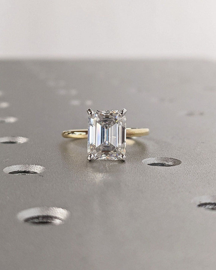 1.50 - 3.50 CT Emerald  CVD Diamond Solitaire Engagement Ring