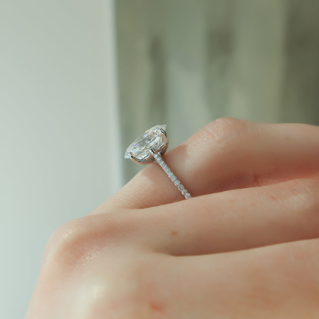 2.0 -4.0 CT Oval Cut CVD Diamond Pave Engagement Ring