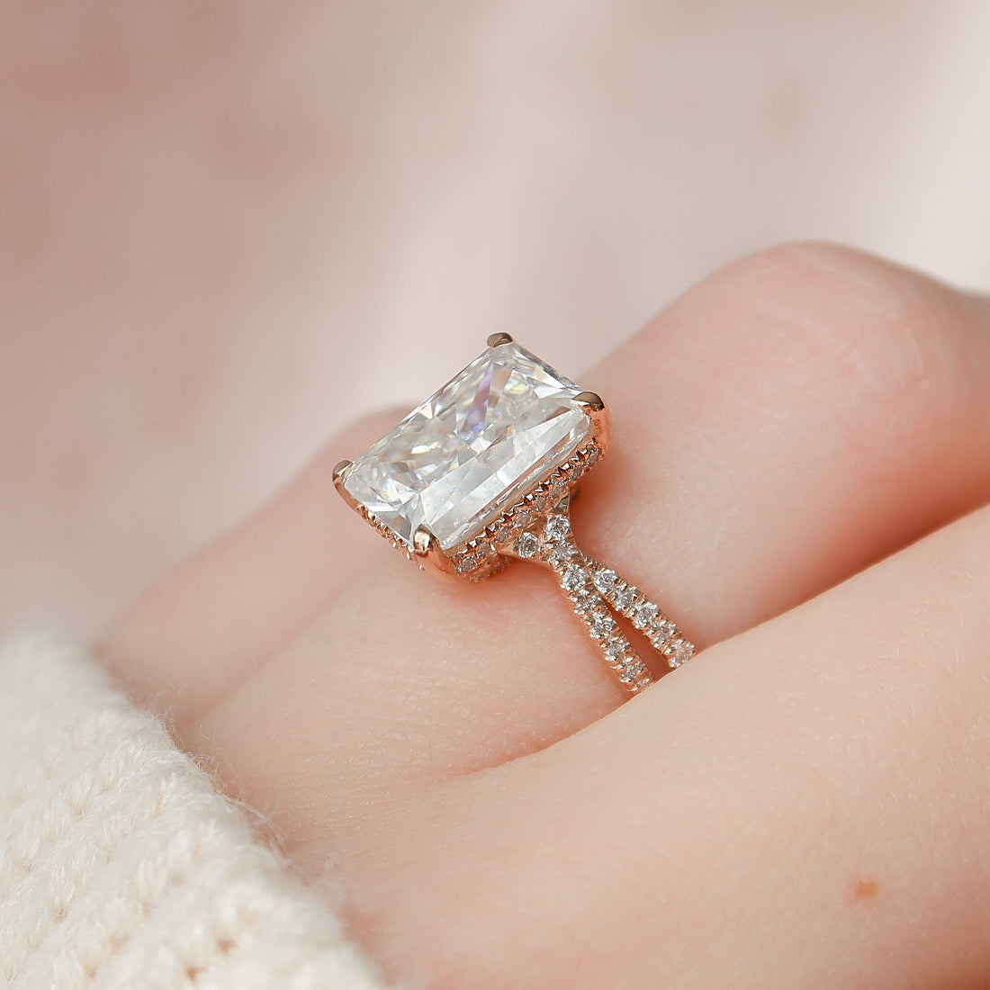 2.0 - 4.0  CT Radiant Cut CVD Diamond Twisted & Hidden Halo Engagement Ring
