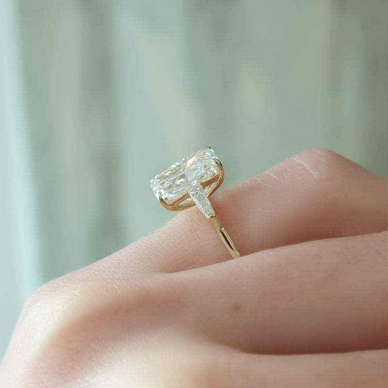2.0 - 4.0  CT Radiant Cut CVD Diamond Three Stone Style Engagement Ring