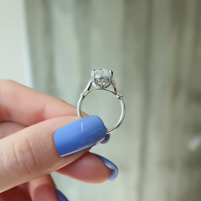 2.0 -4.0 CT Oval Cut CVD Diamond Cluster Engagement Ring