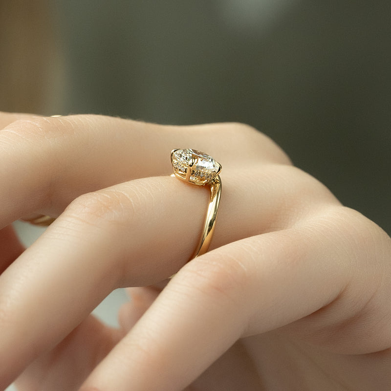 1.50CT-2.50CT Round Cut Moissanite Diamond Unique Engagement Ring