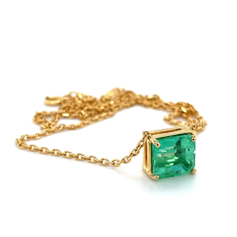 Small Colombian Emerald Solitaire Diamond Necklace for Women