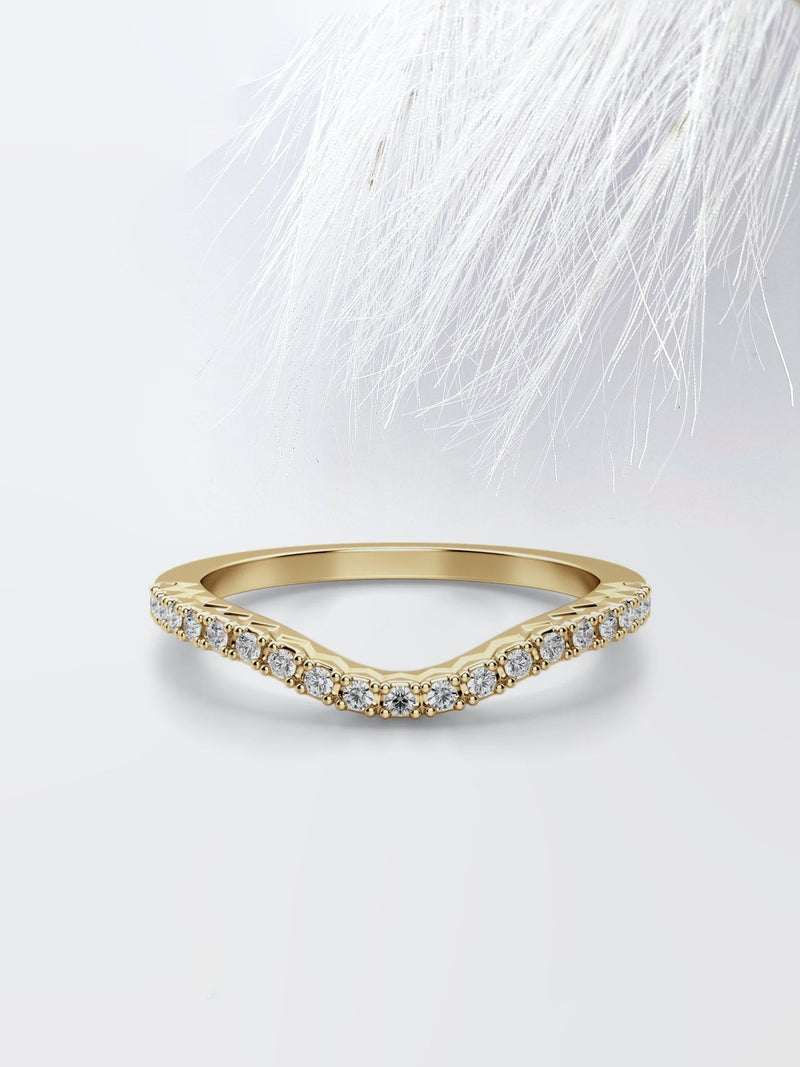 Round Cut Moissanite Curved Diamond Wedding Band for Women