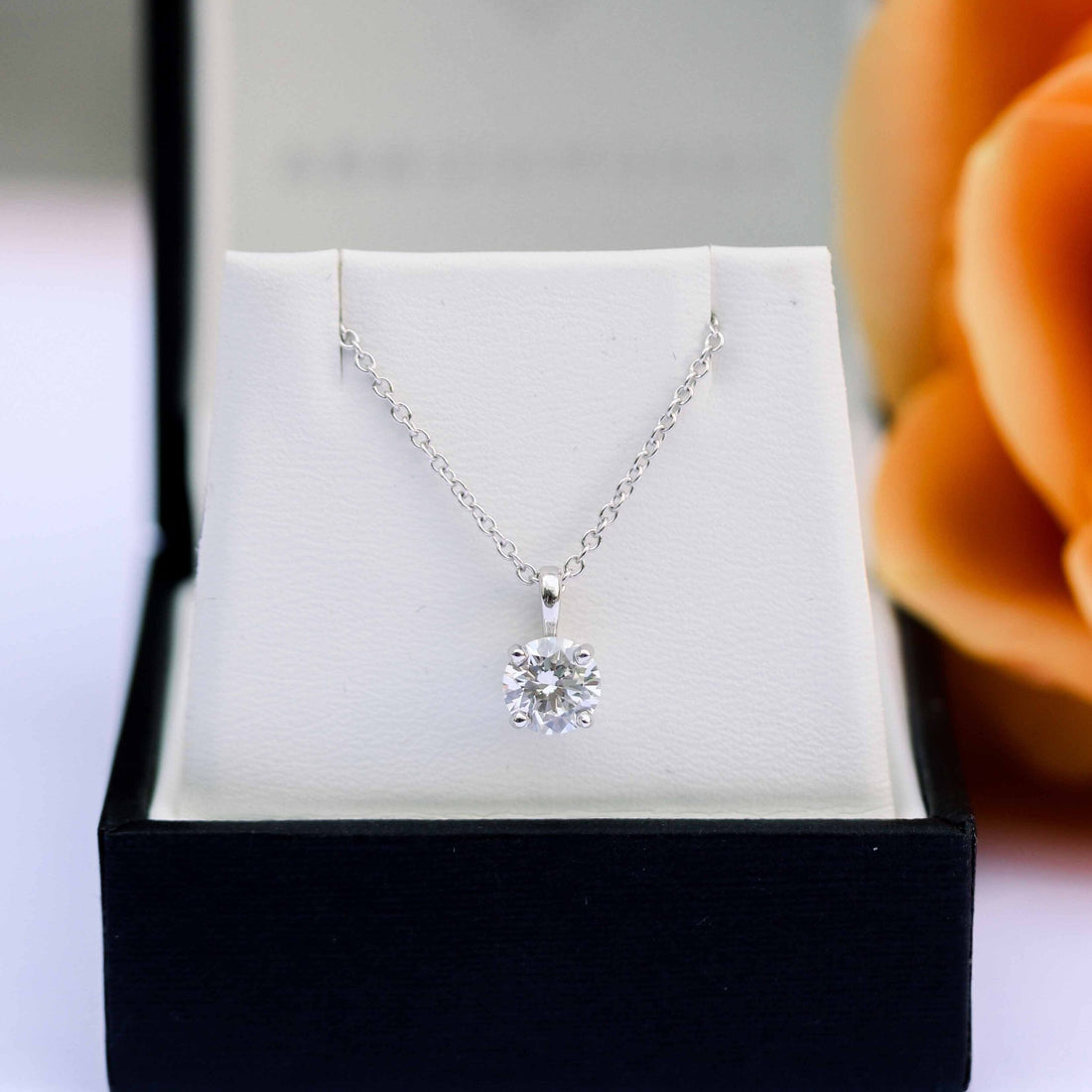 0.50-1.0ct Round Brilliant Cut Moissanite Solitaire Necklace