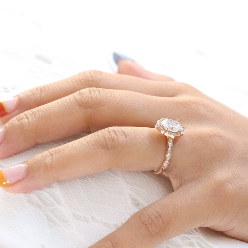 2.0CT Oval Cut Moissanite Vintage Halo Engagement Ring