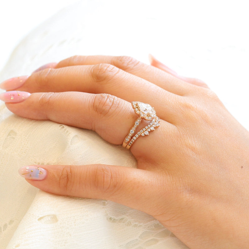 1.0CT Pear Cut Moissanite Vintage Halo Bridal Ring Set