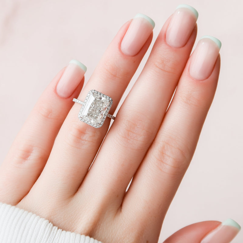 2.0 - 4.0  CT Radiant Cut CVD Diamond Halo & Pave Style Engagement Ring