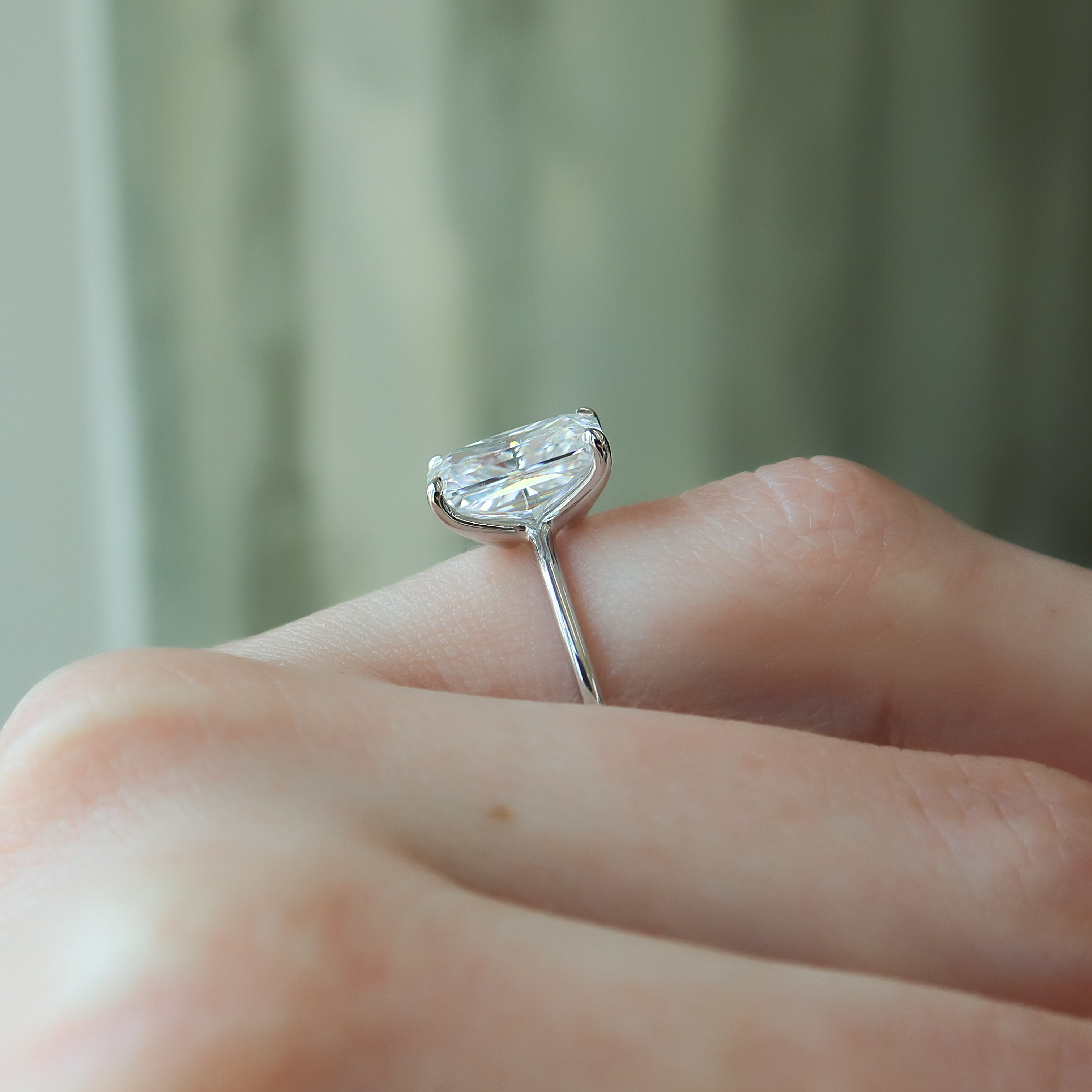 2.0 - 4.0  CT Radiant Cut CVD Diamond Solitaire Engagement Ring