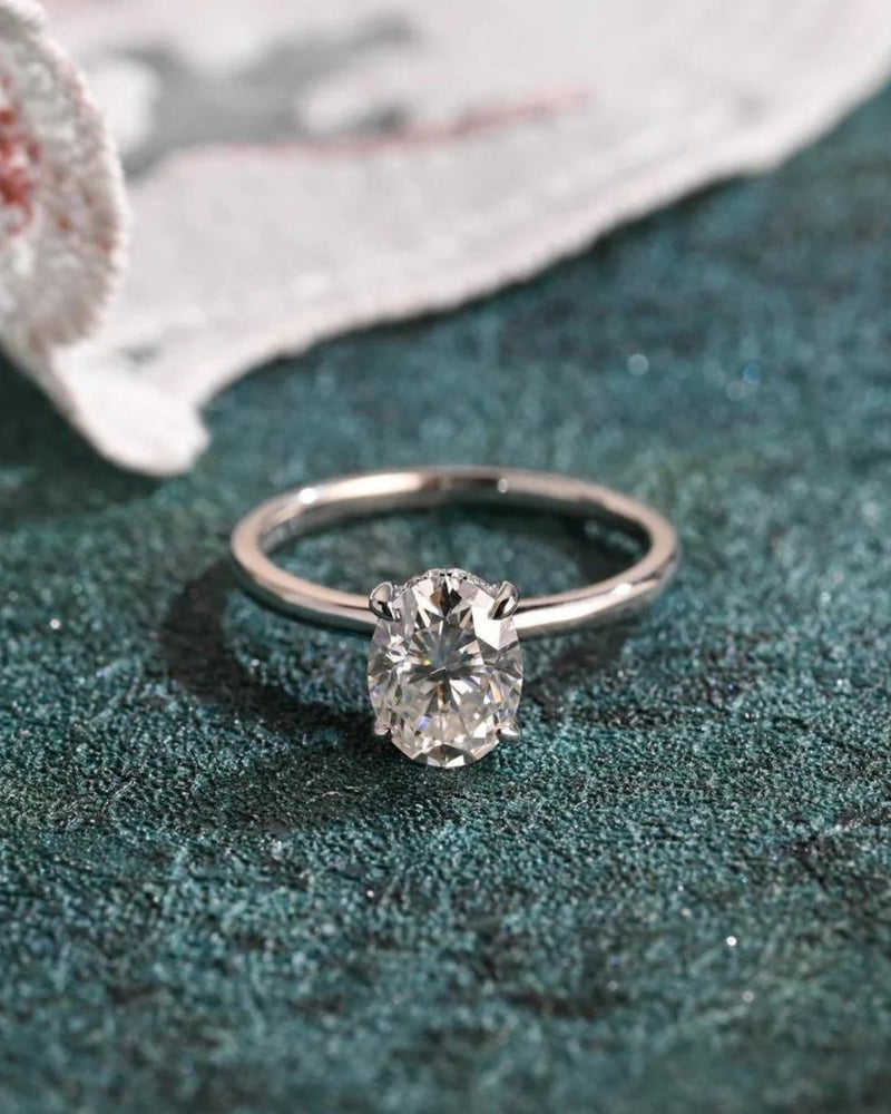 1.0-3.0 CT Oval Cut CVD Diamond Solitaire Engagement Ring