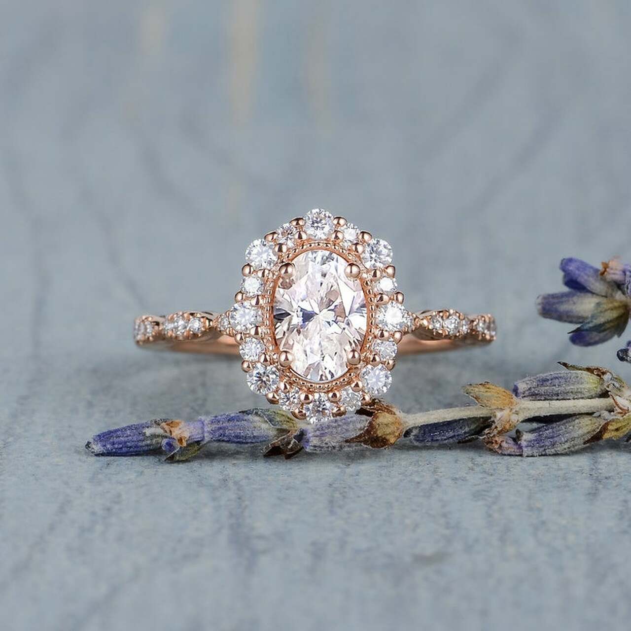 1.0CT Oval Cut Halo Moissanite Diamond Engagement Ring