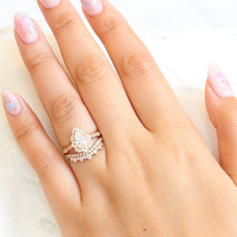 1.0CT Pear Cut Moissanite Vintage Halo Bridal Ring Set