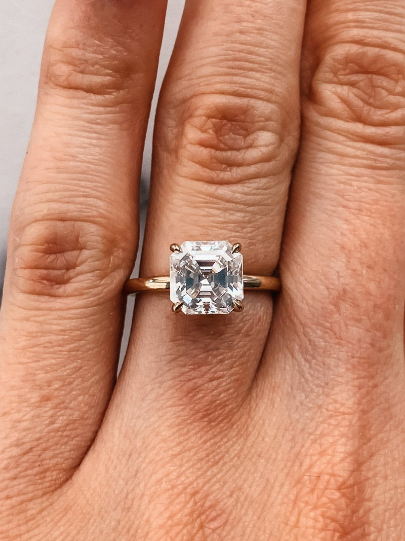 4.0CT Asscher Moissanite Solitaire Diamond Engagement Ring