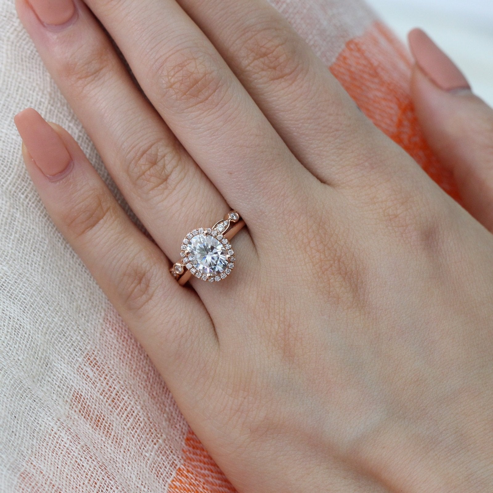 2.0CT Oval Cut Moissanite Halo Bridal Ring Set