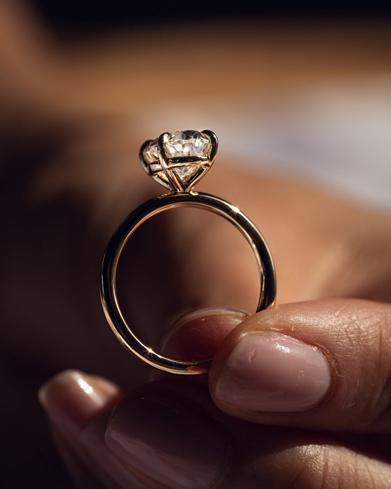 5.0CT Oval Cut Moissanite Solitaire Engagement Ring