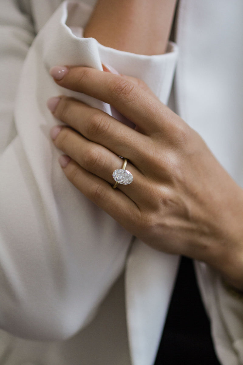 4.0CT Oval Cut Moissanite Solitaire Engagement Ring