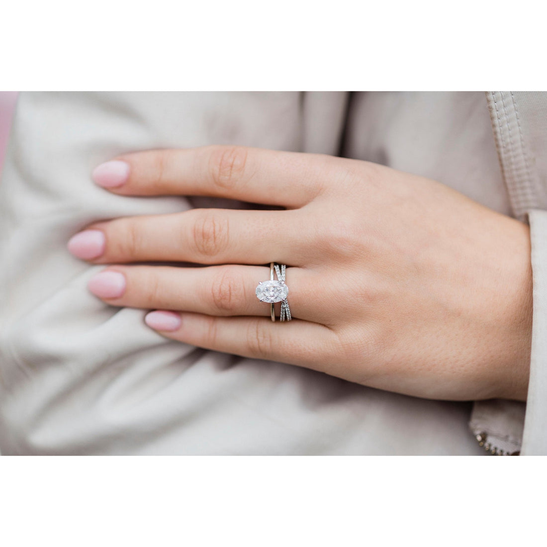 2.70CT Oval Moissanite Solitaire Diamond Engagement Ring