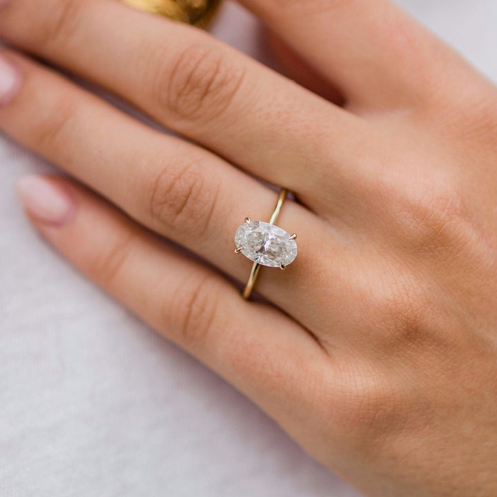 2.80CT Oval Moissanite Solitaire Engagement Ring