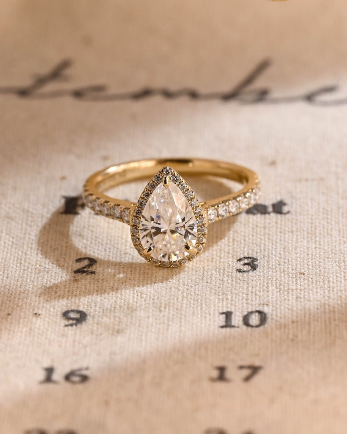 1.50-3.50 CT Pear CVD Diamond Halo Pave Setting Engagement Ring