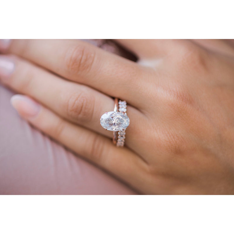 4.0CT Elongated Oval Moissanite Solitaire Diamond Engagement Ring