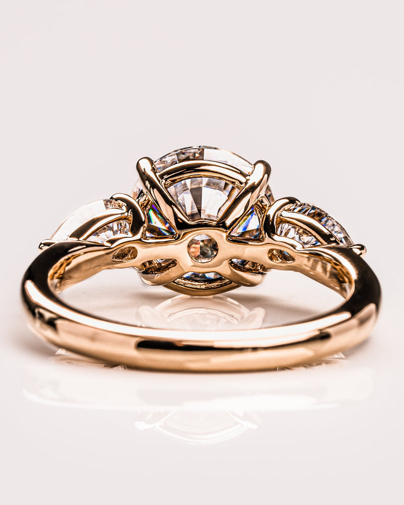 1.08-3.08 CT Round F/VS2 CVD Diamond Three Stone Engagement Ring