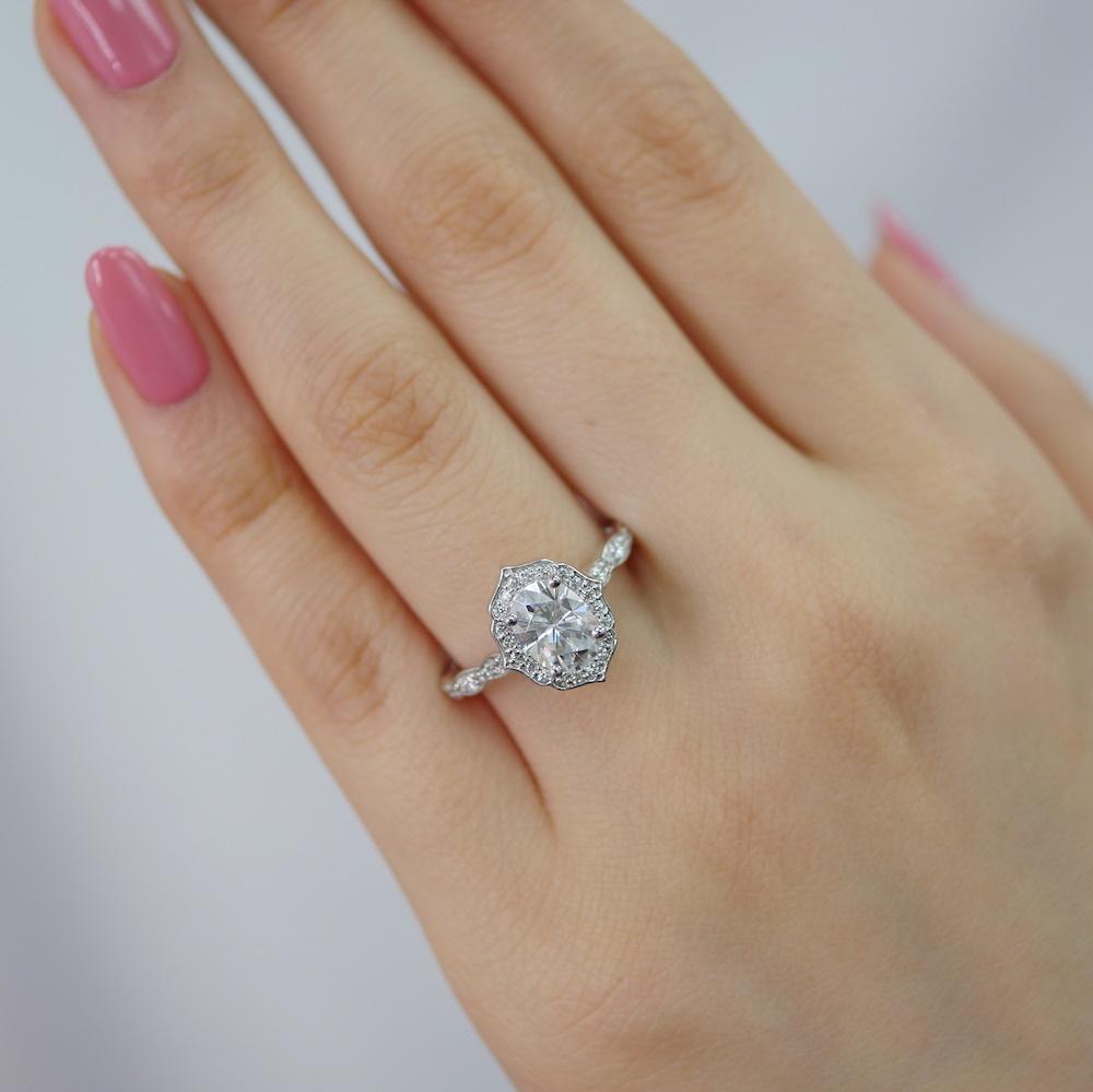1.50CT Vintage Oval Cut Moissanite Halo Engagement Ring