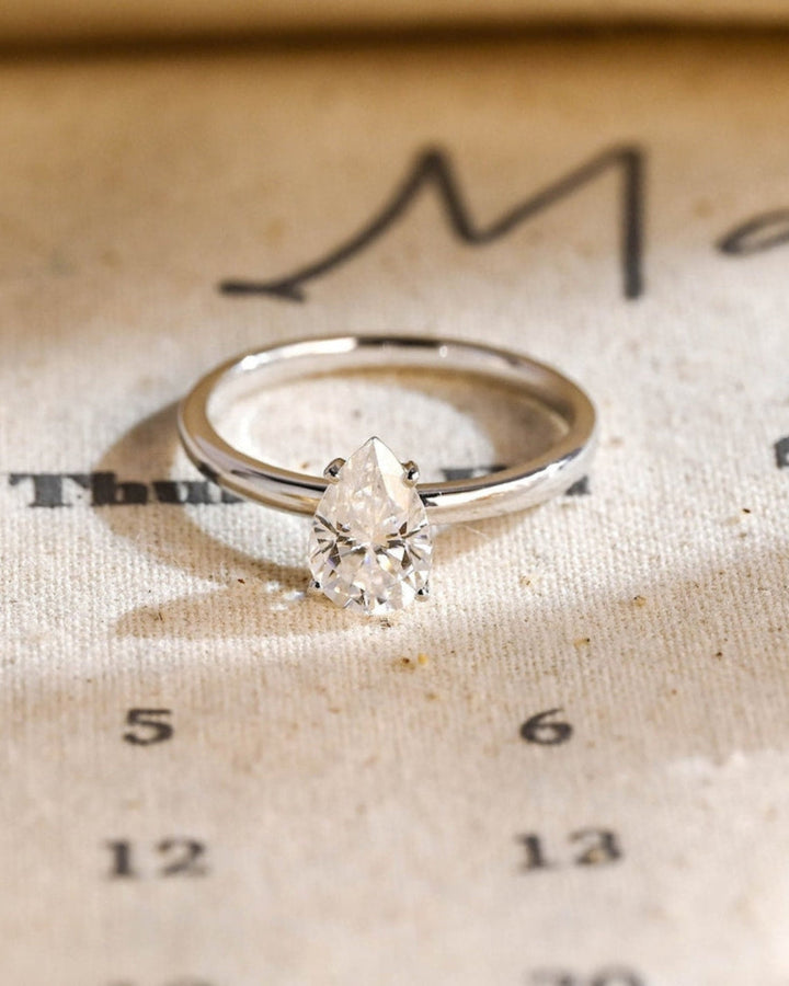 1.0 - 3.0 CT Pear CVD Diamond Solitaire Engagement Ring