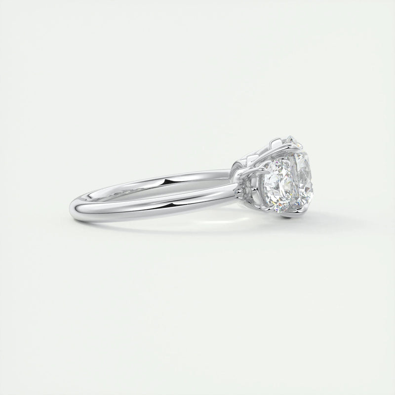 2.8 Ct Round Moissanite Three Stone Diamond Engagement Ring