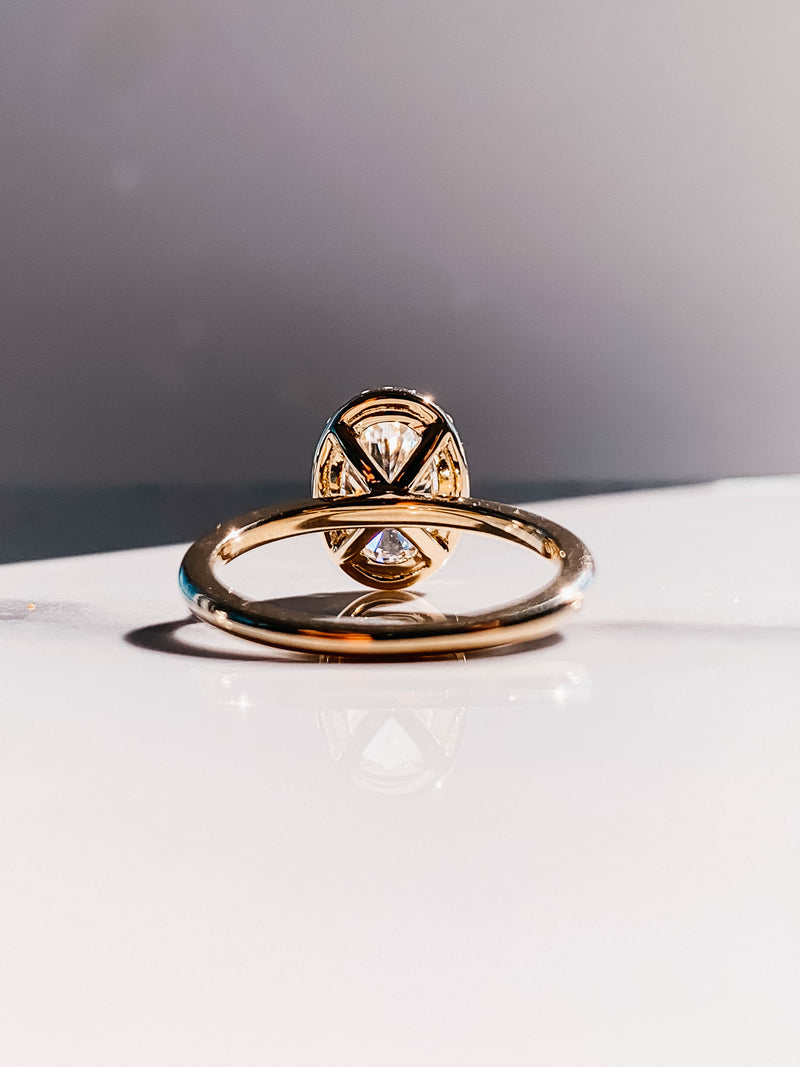 2.0CT Oval Cut Moissanite Halo Engagement Ring