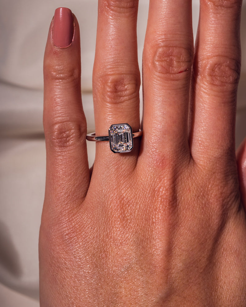 1.0- 2.30  CT Emerald E color Clarity CVD Diamond Bezel Solitaire Engagement Ring