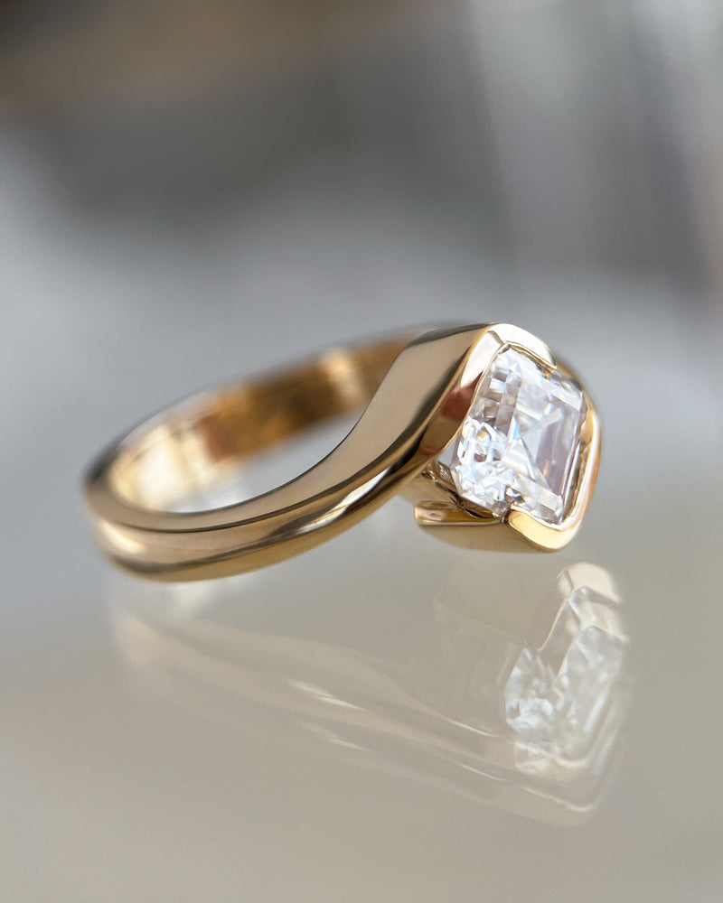 1.0CT-2.0CT Asscher Cut Moissanite Antique Engagement Ring