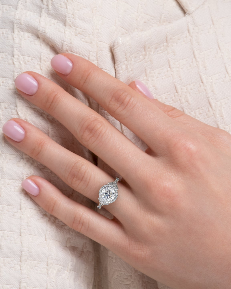 2.0 - 3.0 CT Round Cut CVD Diamond Vintage Engagement Ring