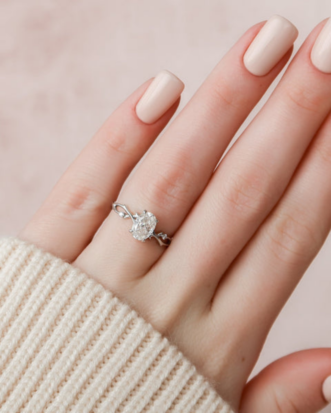 2.0 - 4.0 CT Oval  Cut CVD Diamond twig Engagement Ring