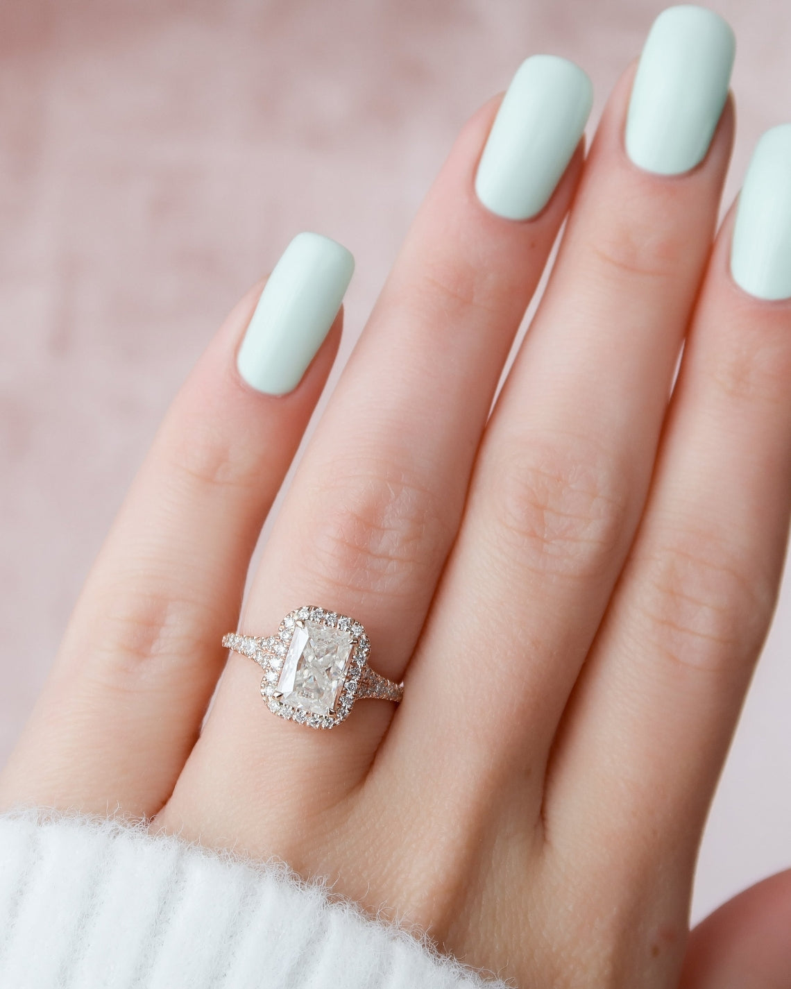 2.0 - 4.0  CT Radiant Cut CVD Diamond Split Shank Halo Engagement Ring