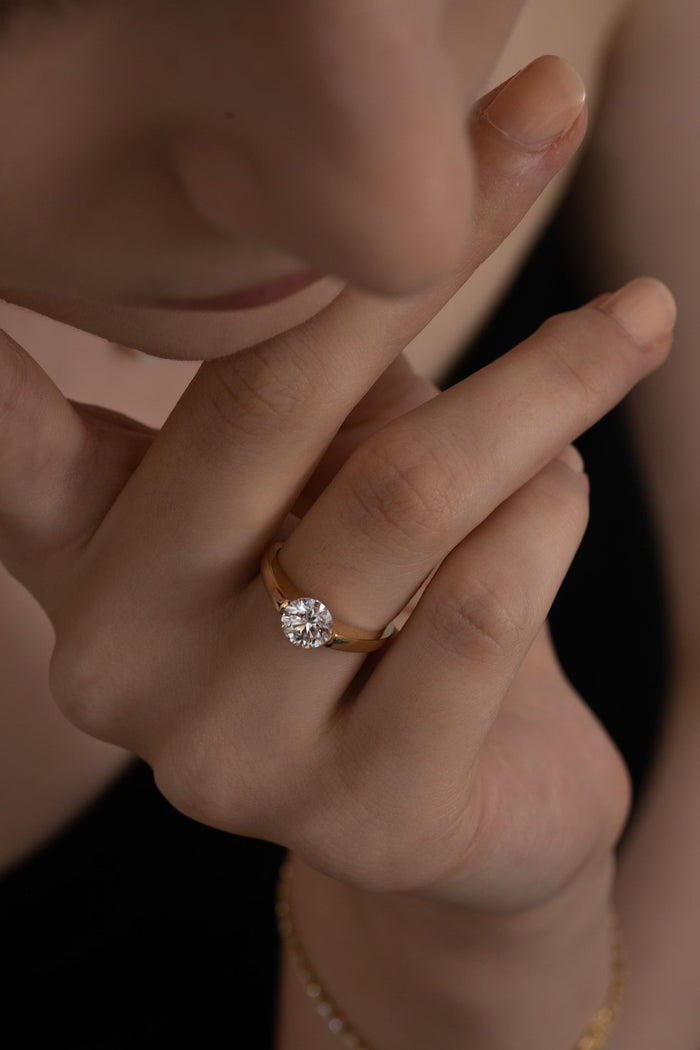 1.0CT-2.0CT Round Cut Moissanite Diamond Tension Set Engagement Ring