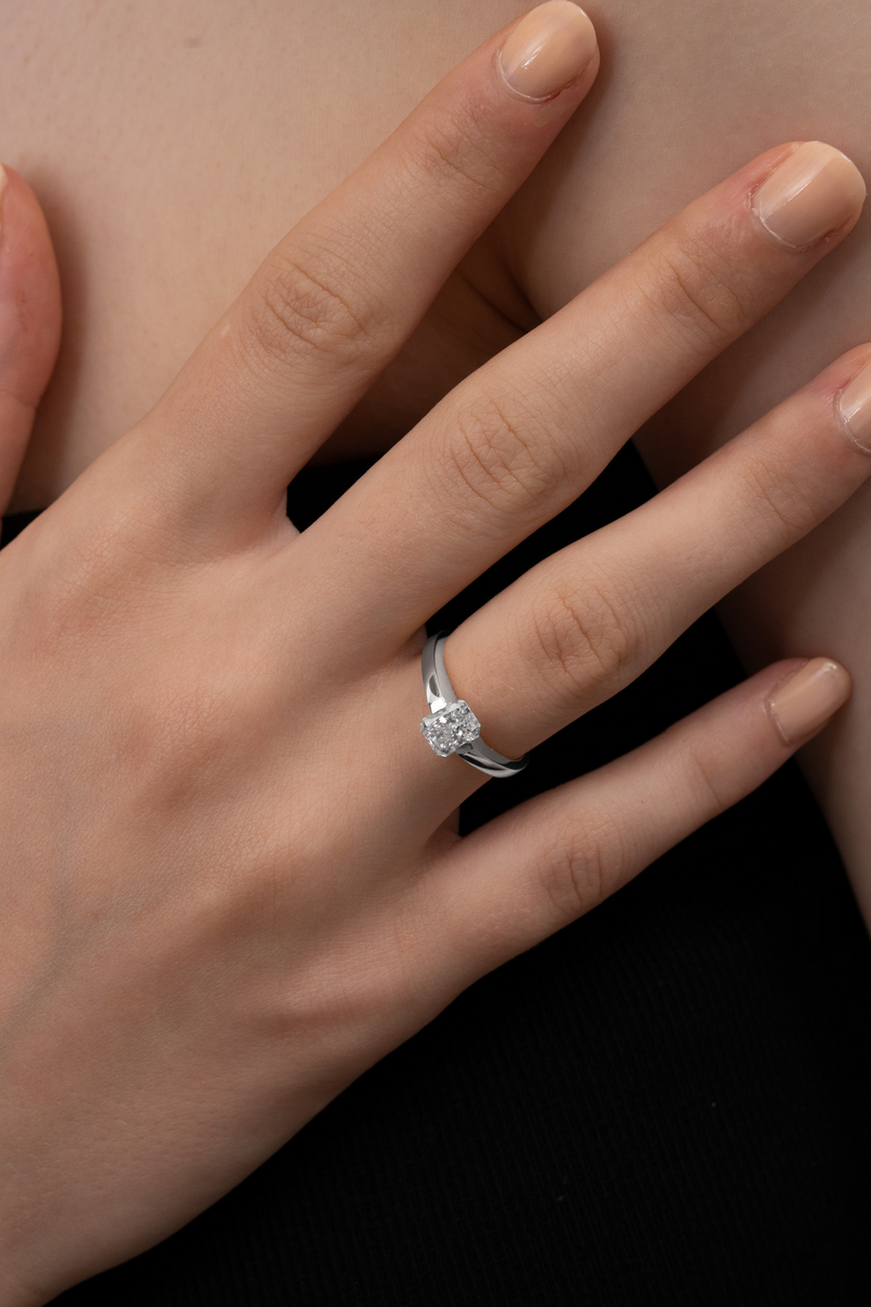 1.0CT-2.0CT Radiant Cut Moissanite Diamond Thick Engagement Ring