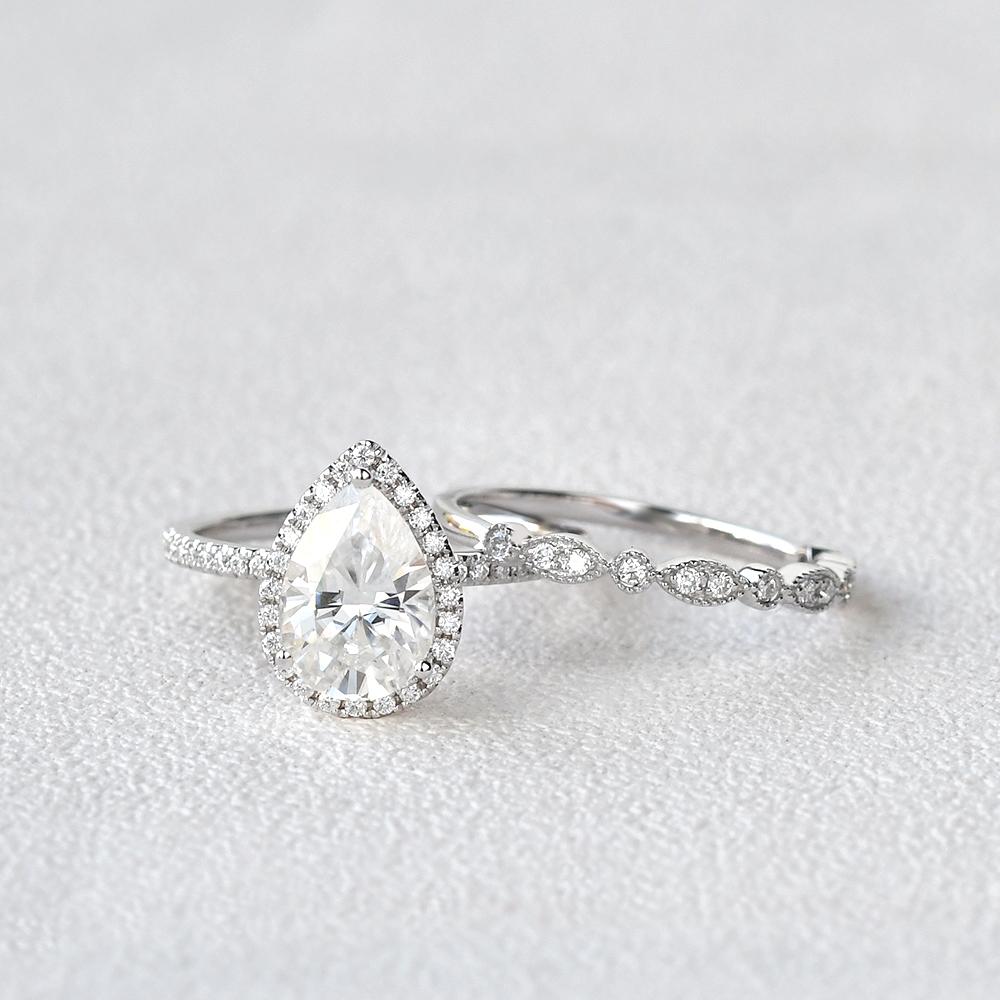 1.80CT Pear Cut Moissanite Halo Bridal Ring Set