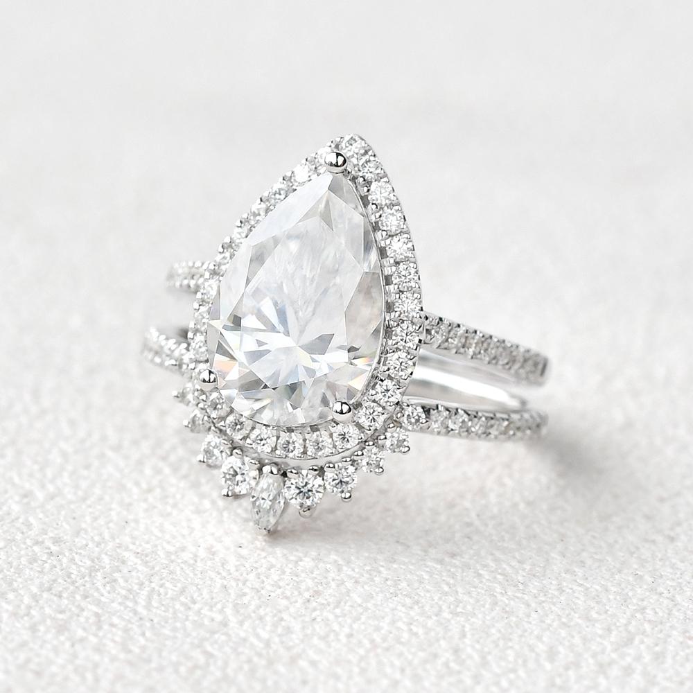 3.44CT Pear Cut Moissanite Halo Bridal Ring Set