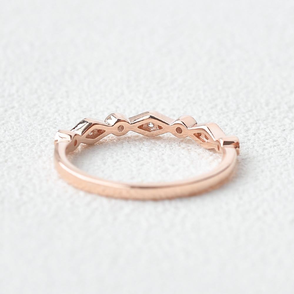 0.18CTW Round Brilliant Cut Moissanite Unique Wedding Band