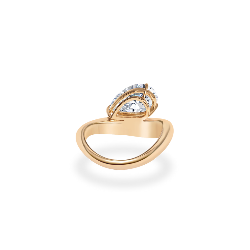 1.0CT-2.0CT Pear Cut Moissanite Diamond Wave Dome Engagement Ring