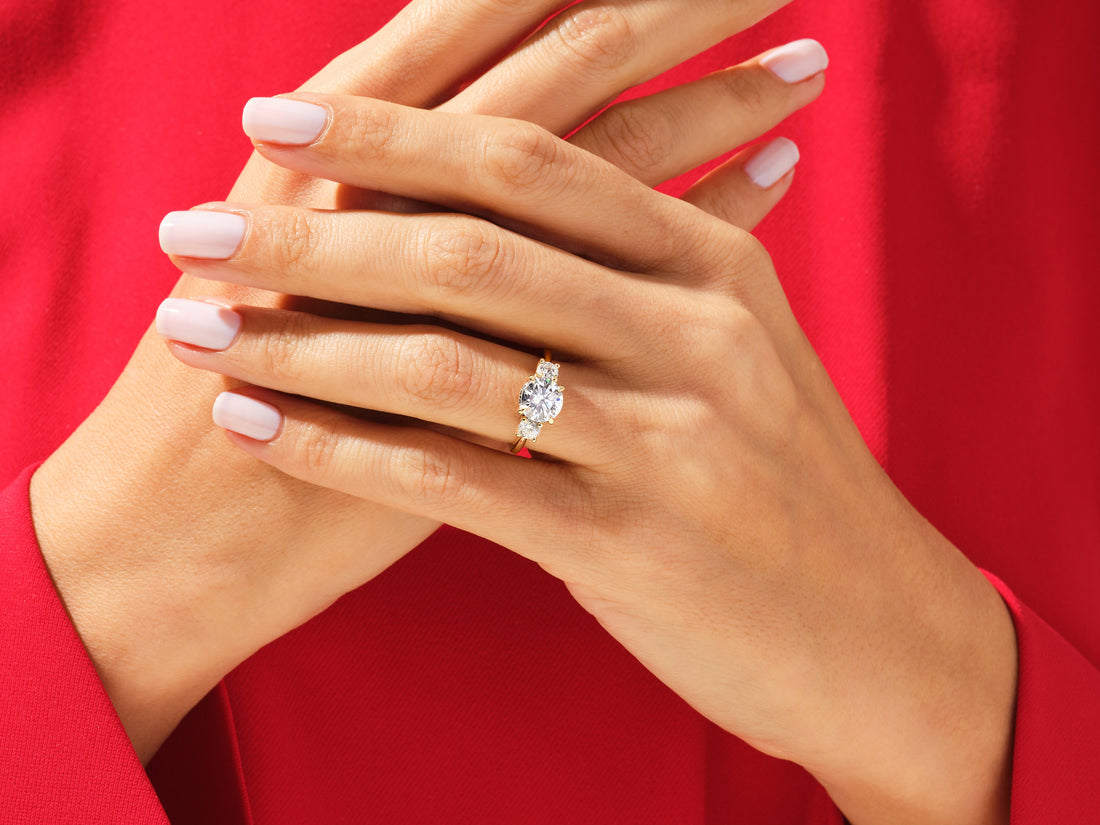 Classic Basket Set Three Stone Round Moissanite Engagement Ring (1.50 CT TW)