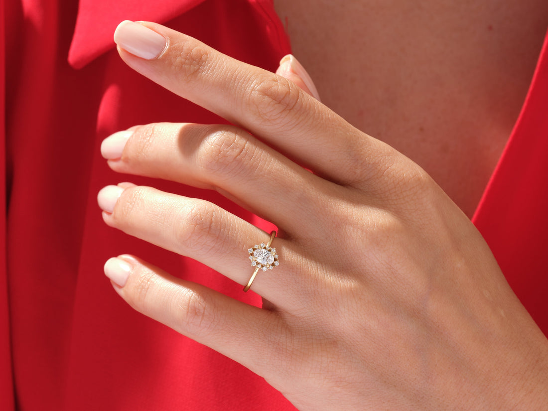 Sunburst Oval Moissanite Engagement Ring (0.50 CT)