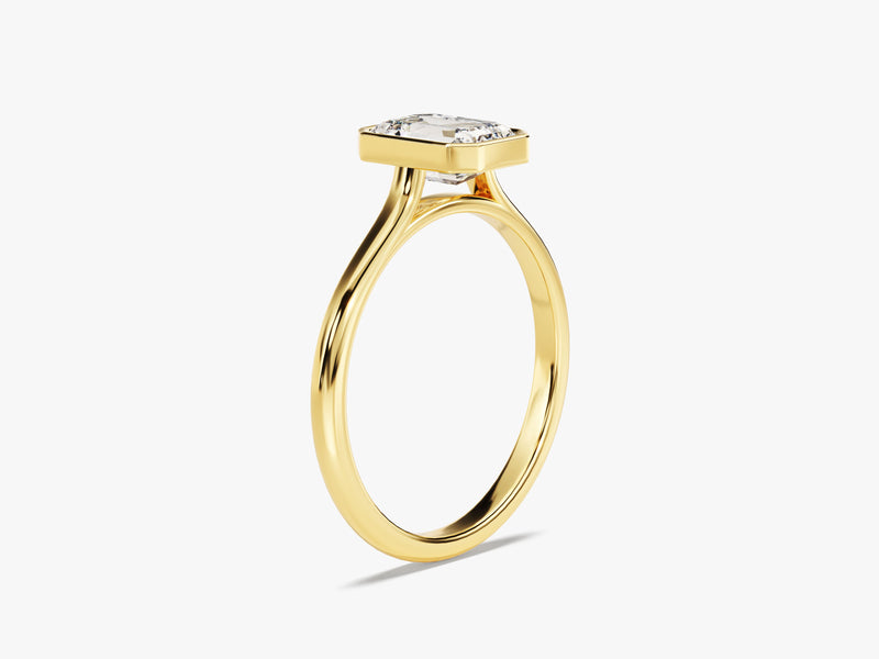 Bezel Emerald Moissanite Engagement Ring (1.00 CT)