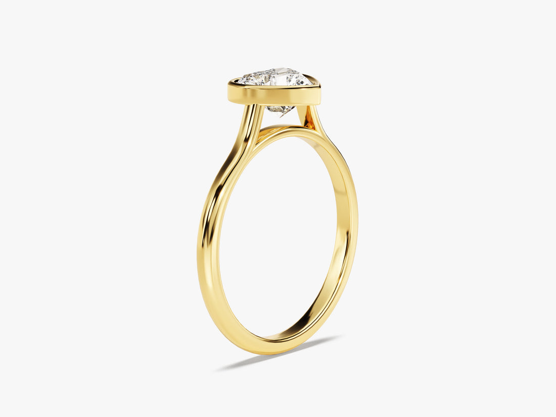 Bezel Heart Moissanite Engagement Ring (1.00 CT)