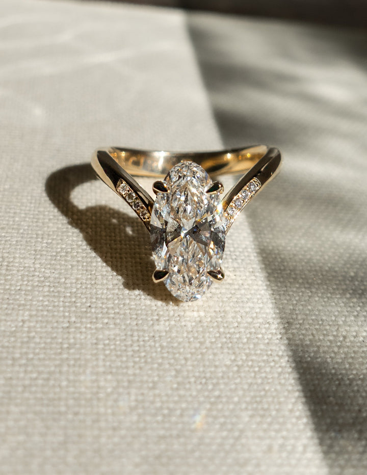 1.50CT-2.50CT Elongated Oval Cut Moissanite Pave Diamond Eve Engagement Ring