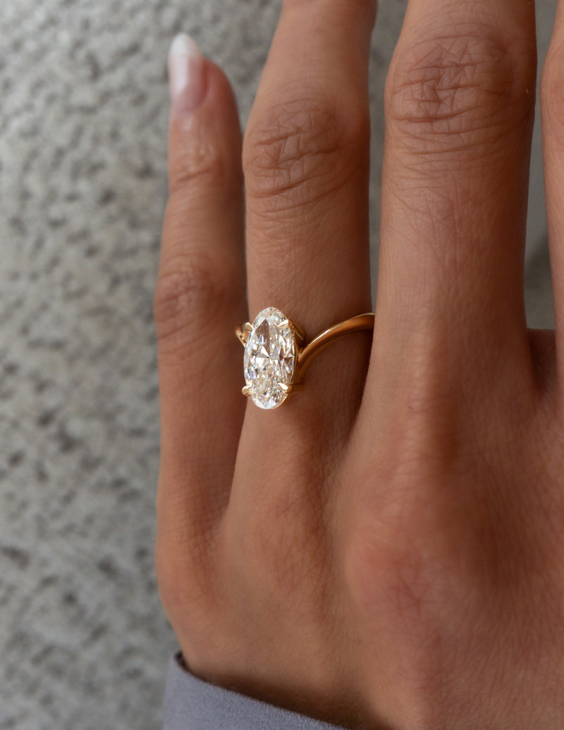 1.50CT-2.50CT Elongated Oval Cut Moissanite Diamond Eve Engagement Ring