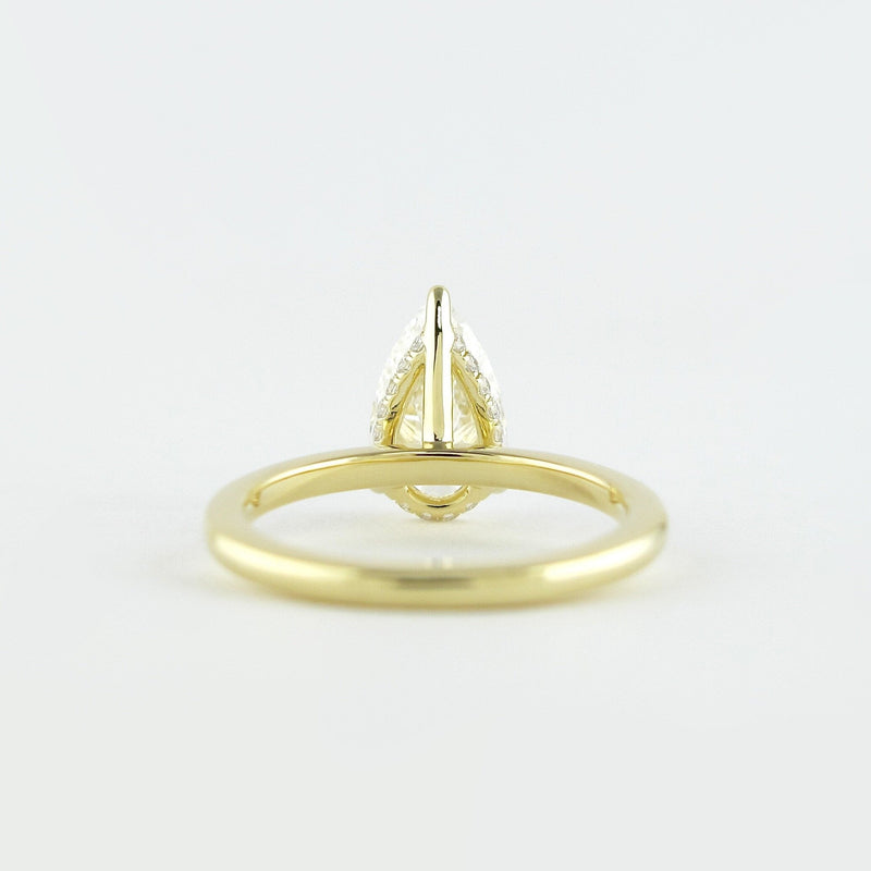 1.60 Ct Pear Solitaire Moissanite Diamond Engagement Ring