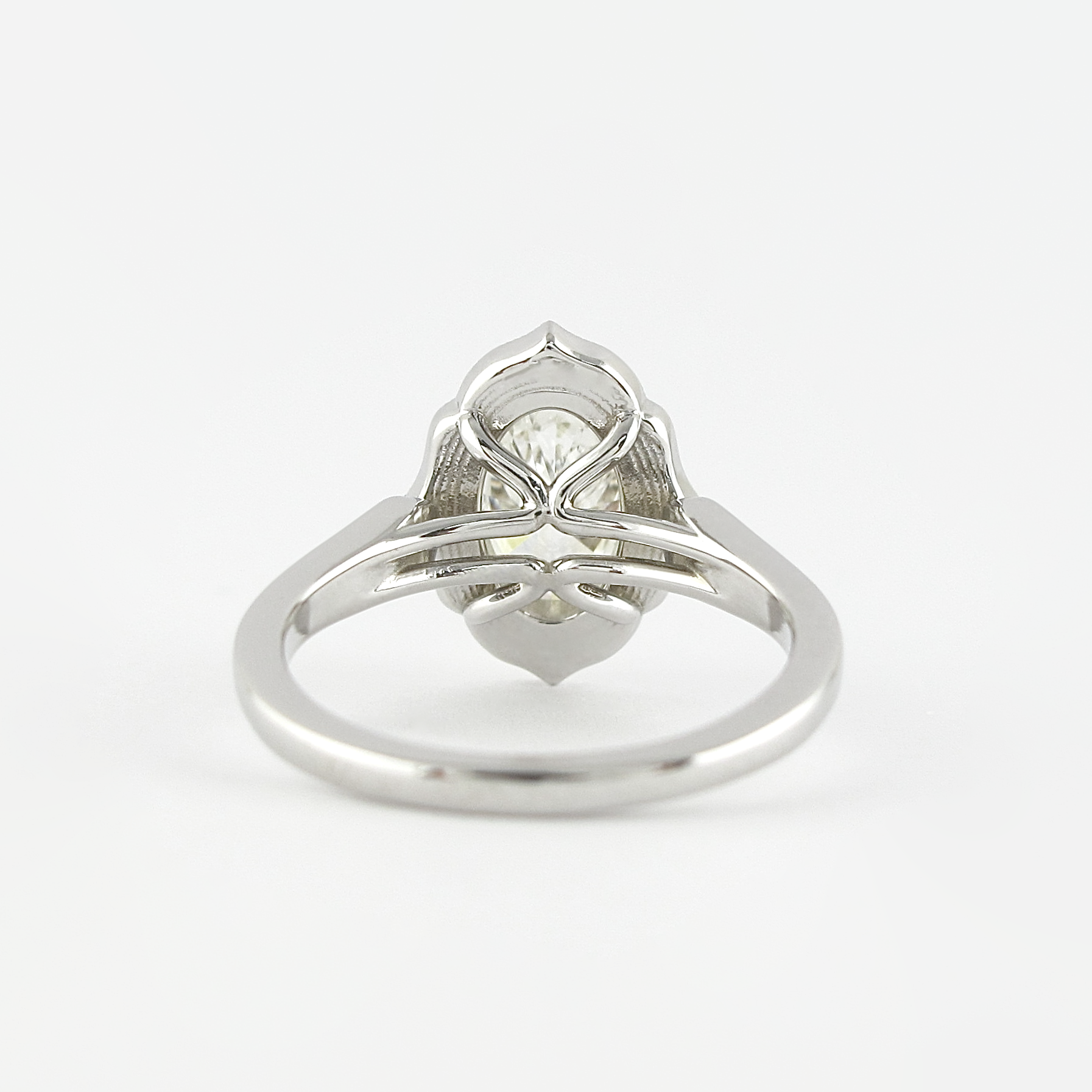 1.91CT Oval Cut Moissanite Vintage Halo Engagement Ring