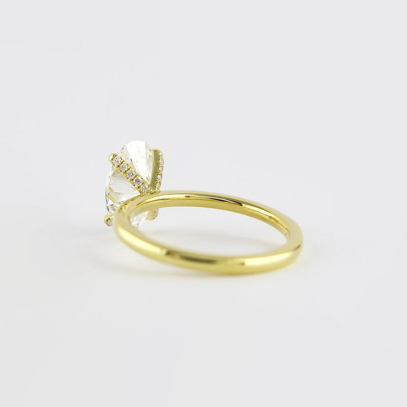 2.48 Ct Oval Cut Moissanite Solitaire Diamond Engagement Ring